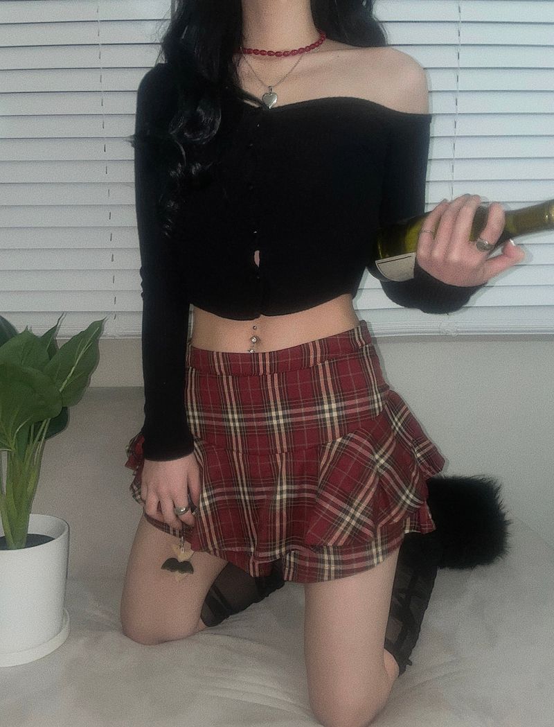Frill checker skirt pants
