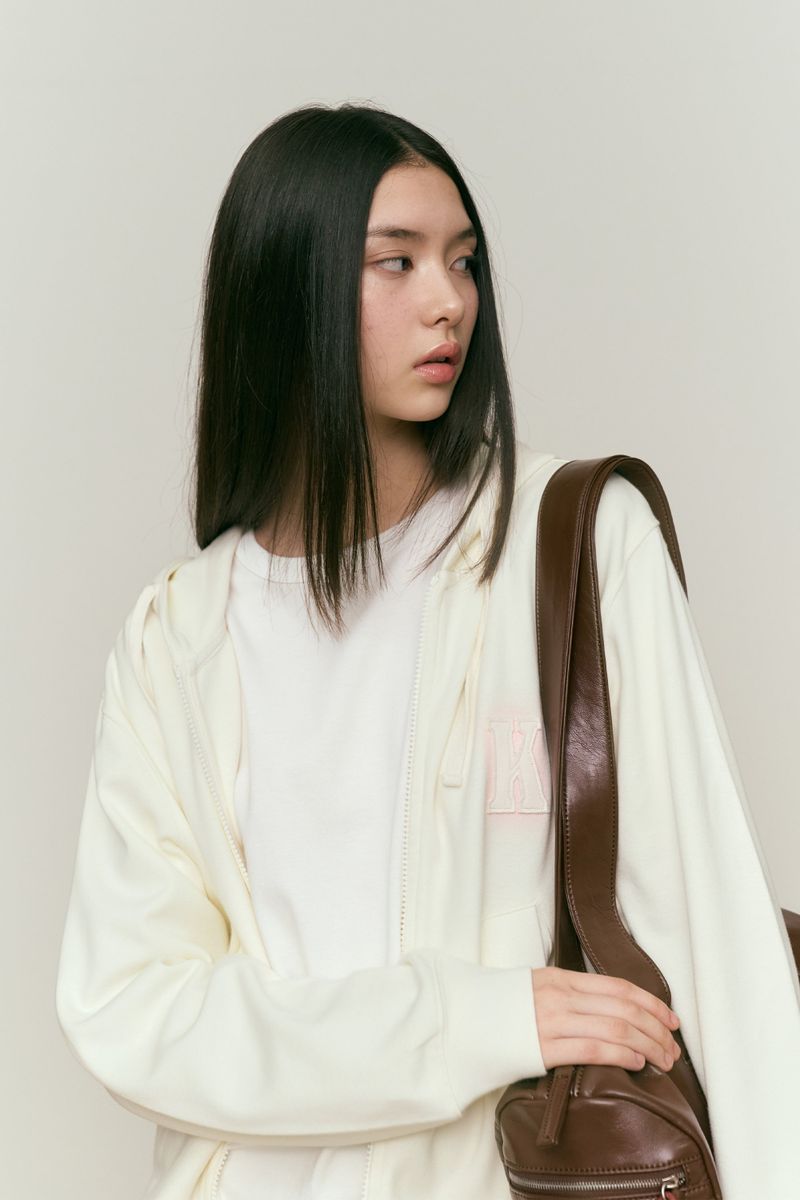 WORDING APPLIQUE HOODIE ZIP UP [IVORY]