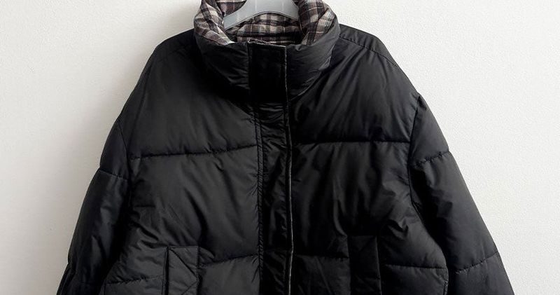 Pomi checkered lining padded jumper