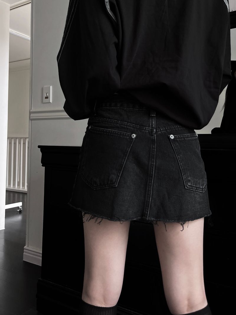 vintage like damage denim skirt