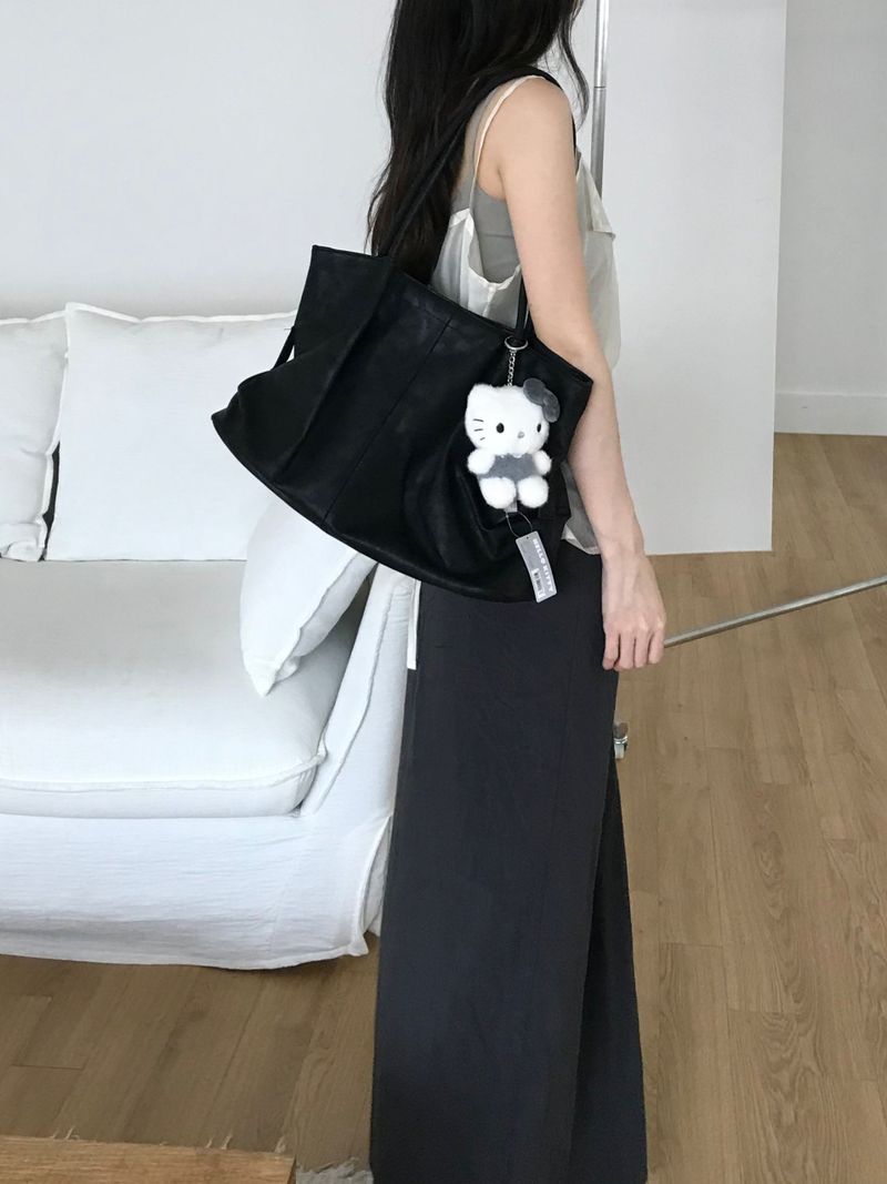 Miller Shoulder Bag (2 colors)