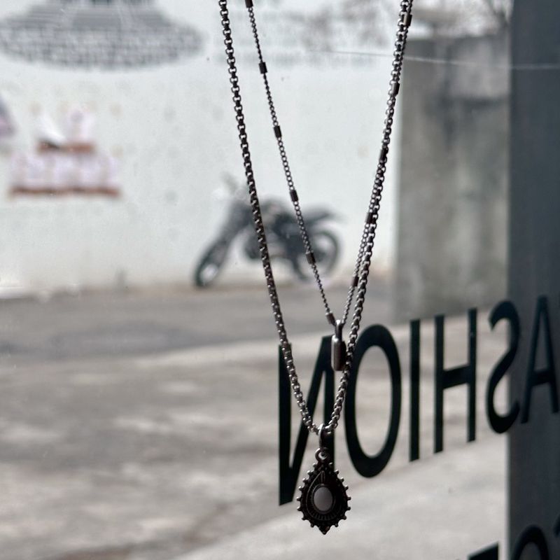 [MADE] White tear Necklace