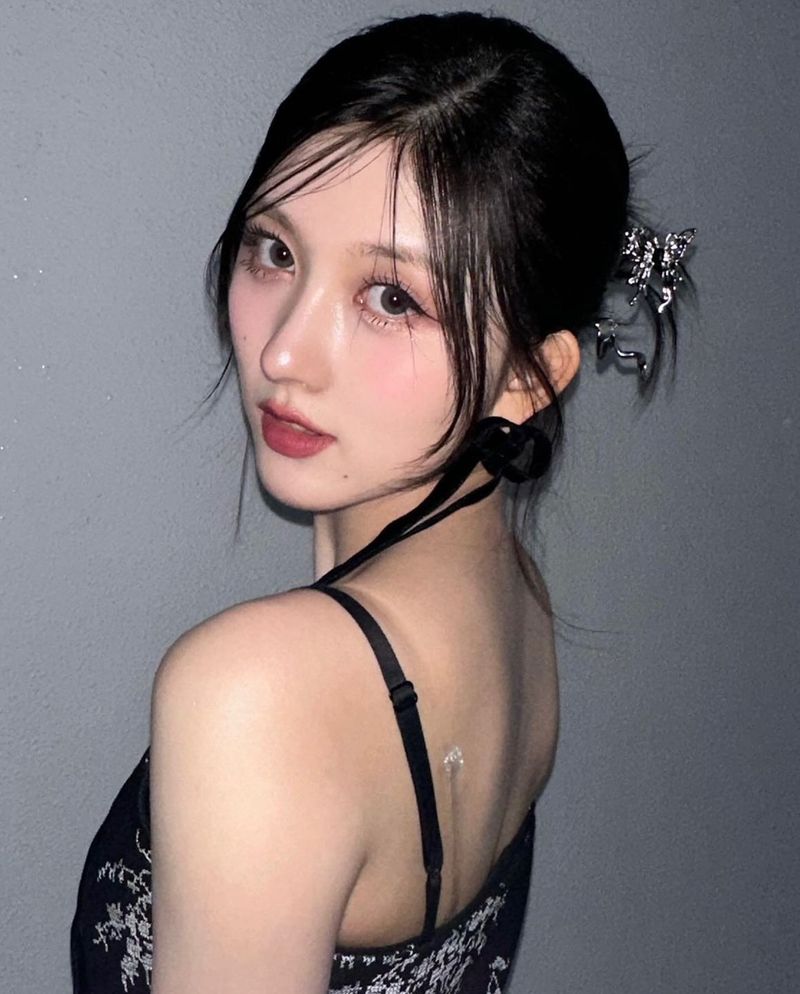 [IVE Gaeul] Silver geometry ornamental hairpin