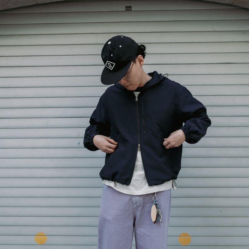 ストライプドウィンドブレーカー / Navy