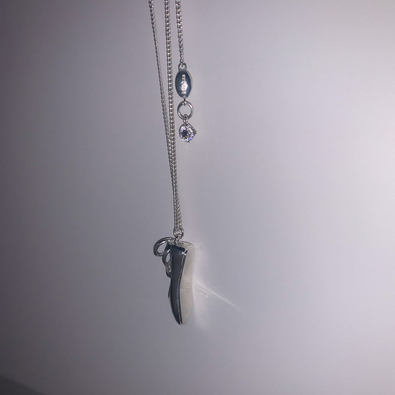 The Ballet Necklace