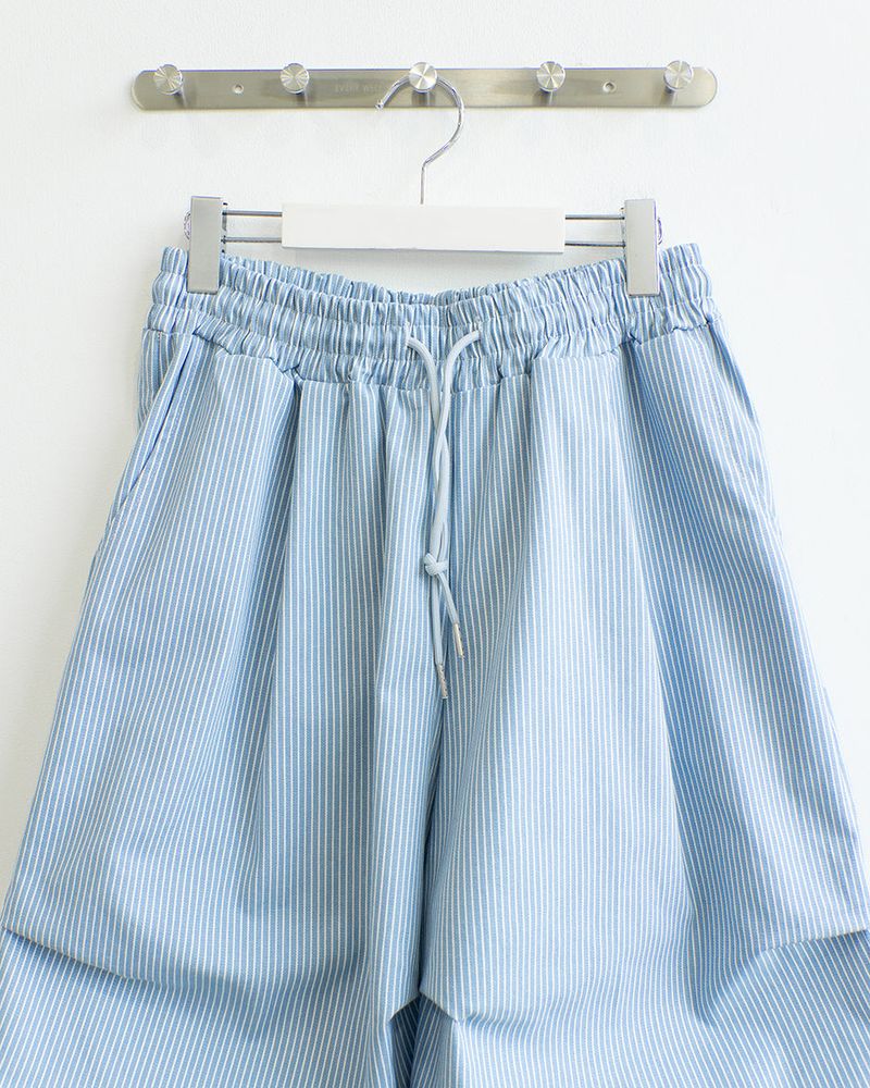 Onew Stripe Half Pants