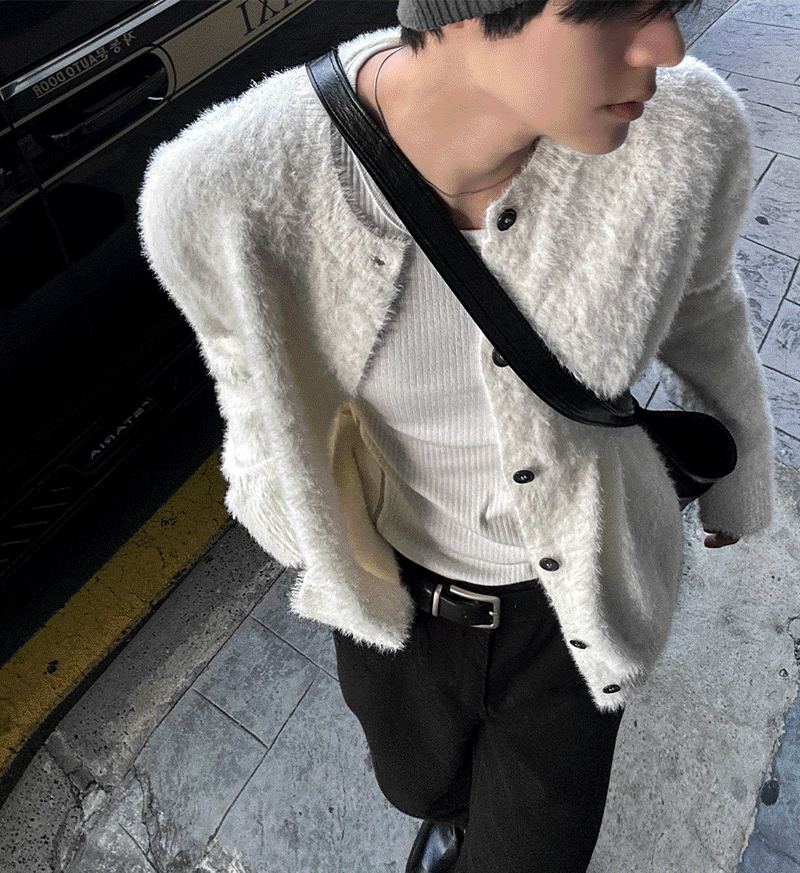 COSYHARU（コシハル）の「24FW ニューシックアンゴラセミオーバサイズカーディガン（トップス）」