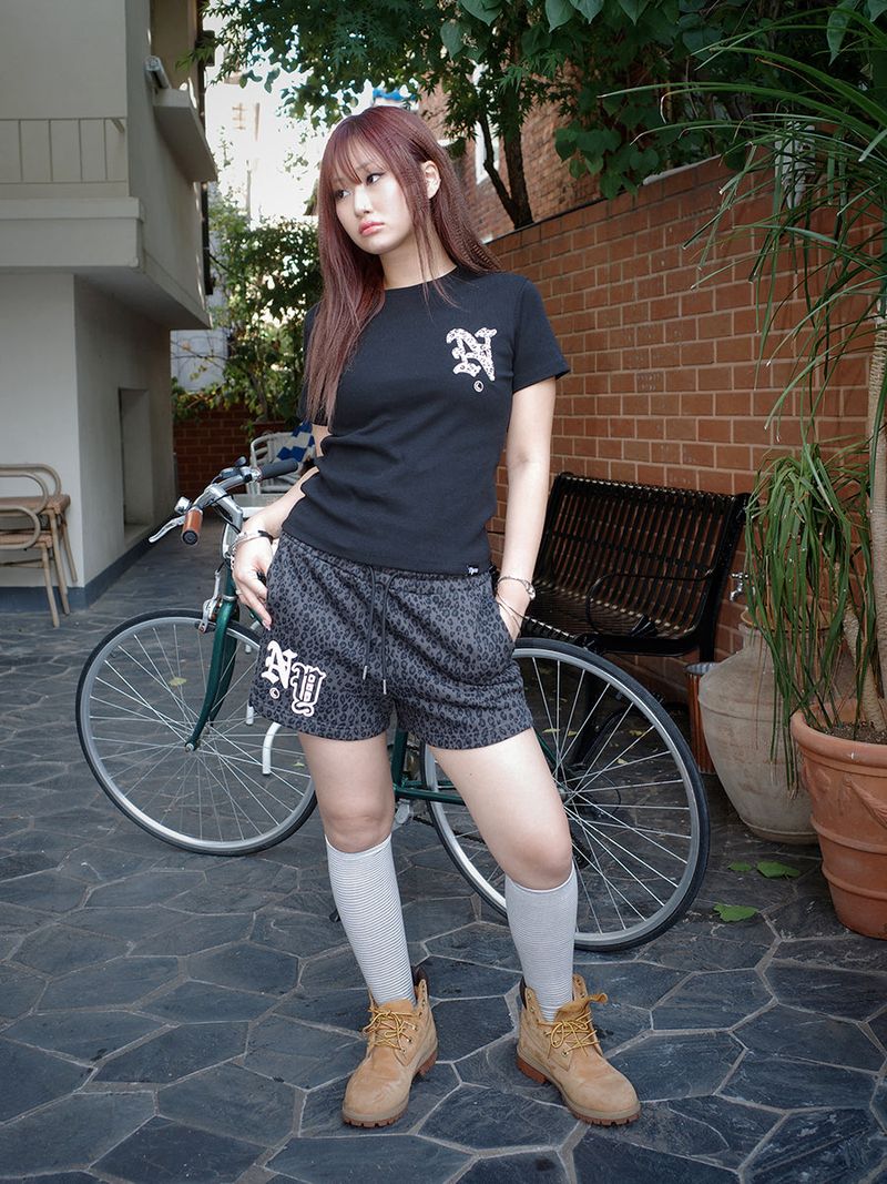 LETTER N SHORTS (CHARCOAL)