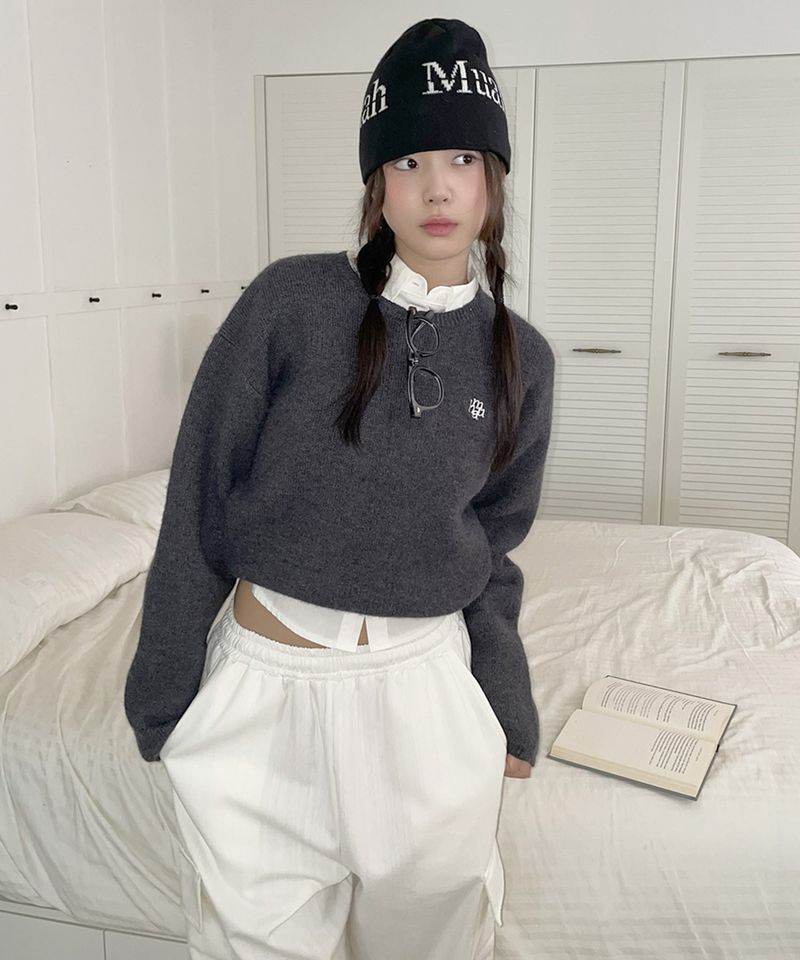 STITCH LOGO ROUND KNIT