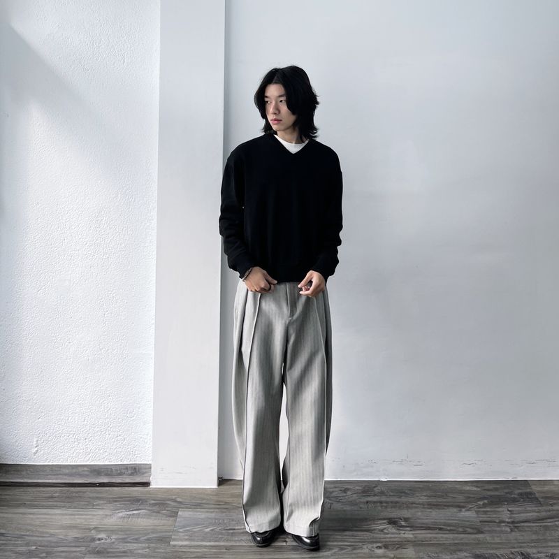 Curved Seam Draped Wide Trousers