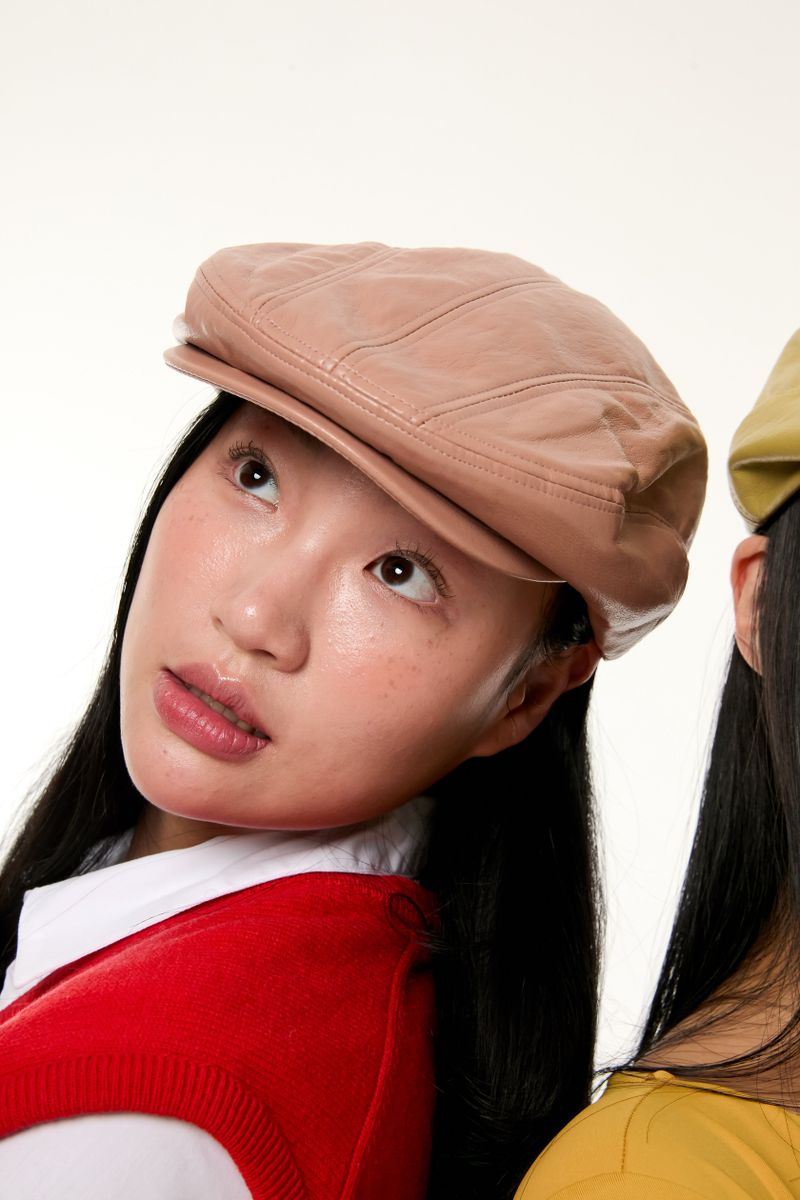 GLOSSY HUNTING CAP / PINK