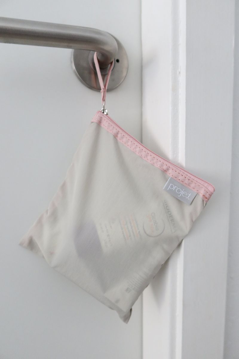 flat pouch (pink grey)
