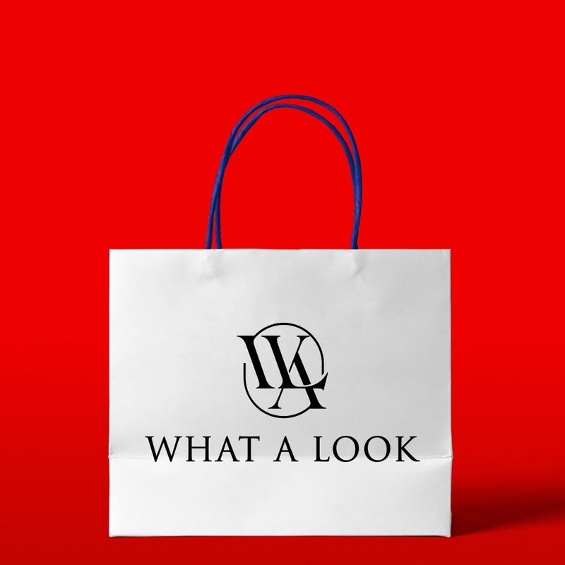 WHAT A LOOK（ワット ア ルック）の「2024 WINTER LUCKY BOX (WHAT A LOOK)           （Lucky Bags）」