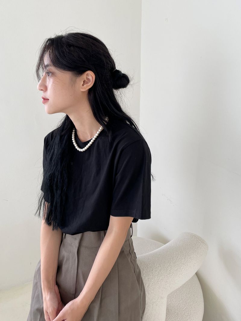 Seasonable basic t