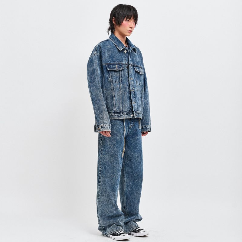 JINRO OVERSIZED DENIM TRUCKER JACKET