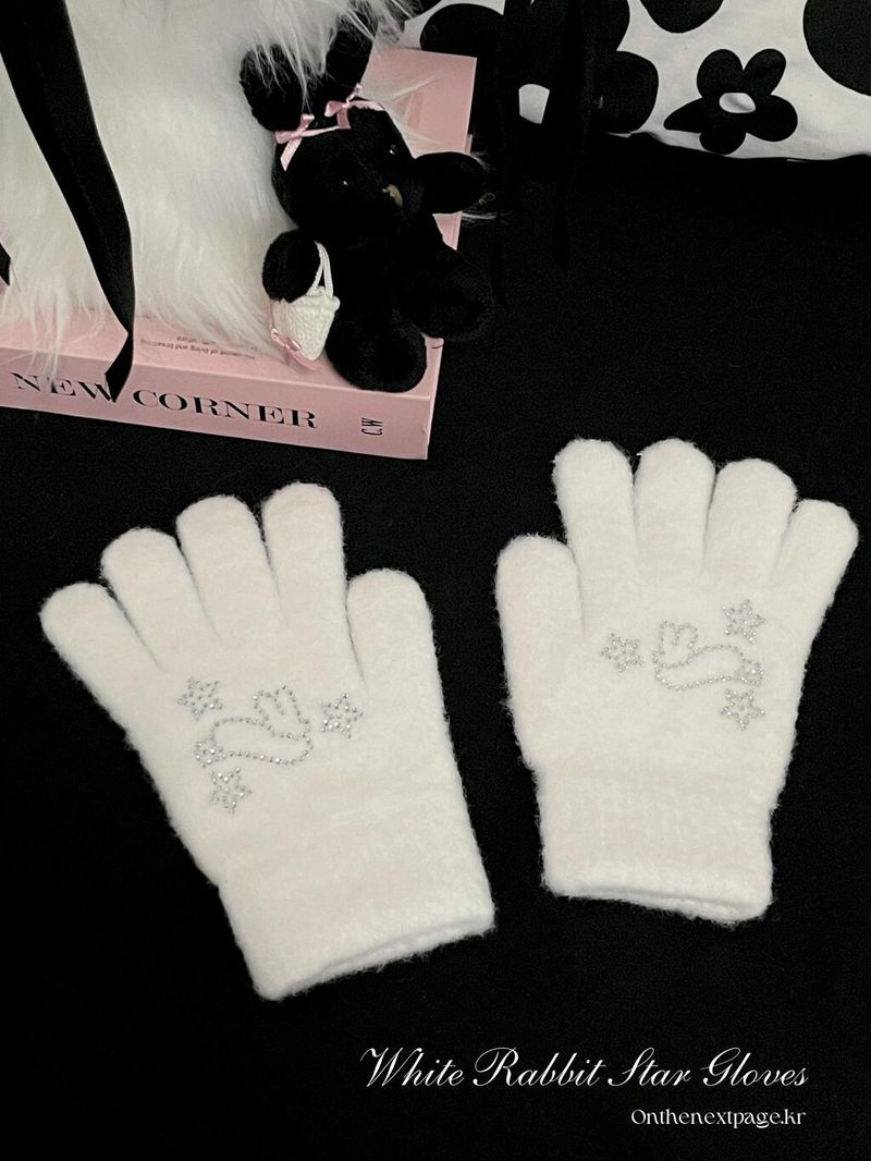 White Rabbit Star Gloves
