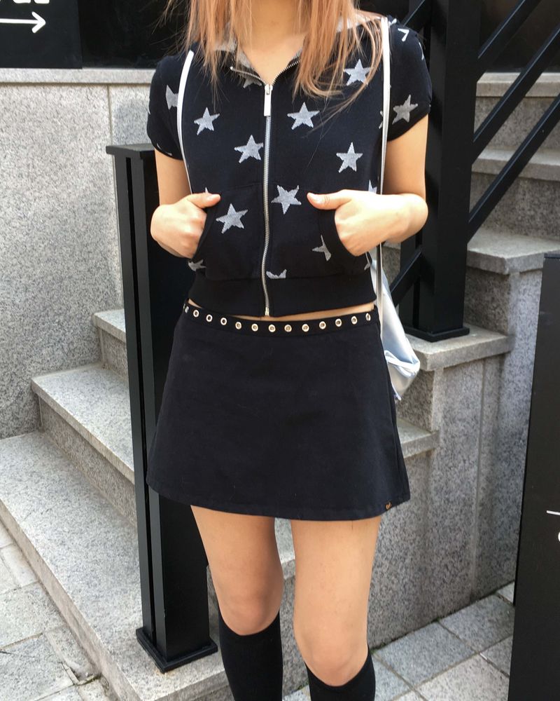 Star short hood jumper