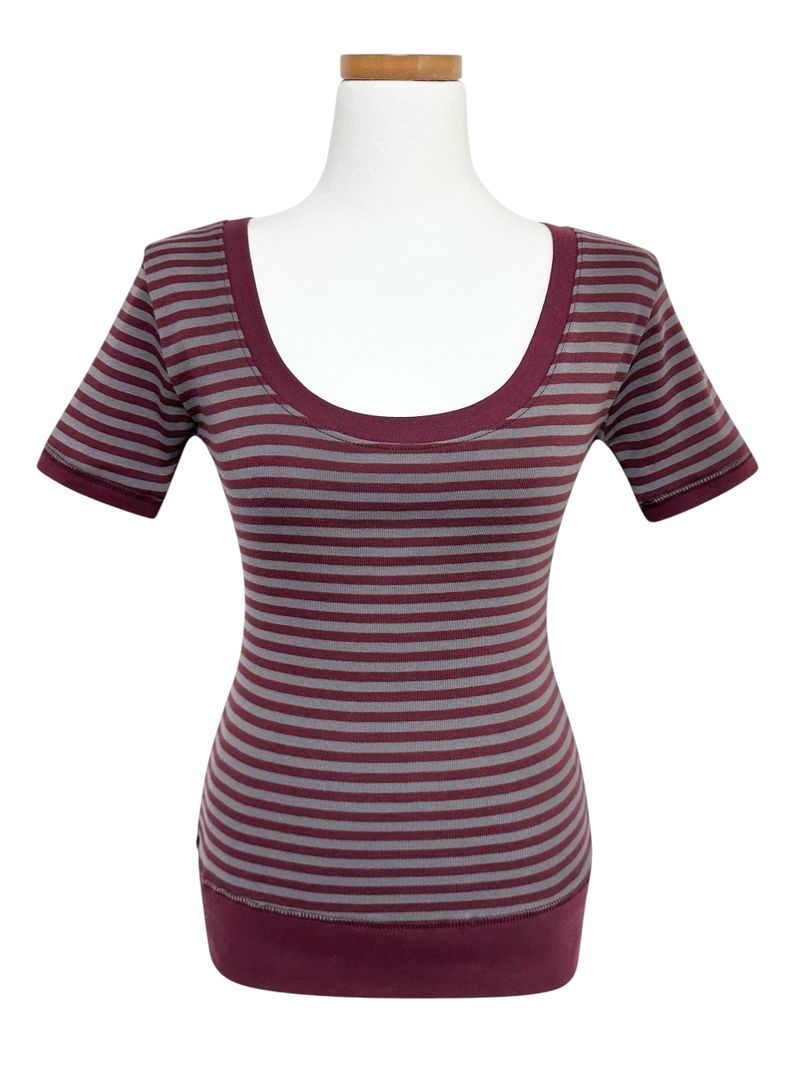 girl stripe tee