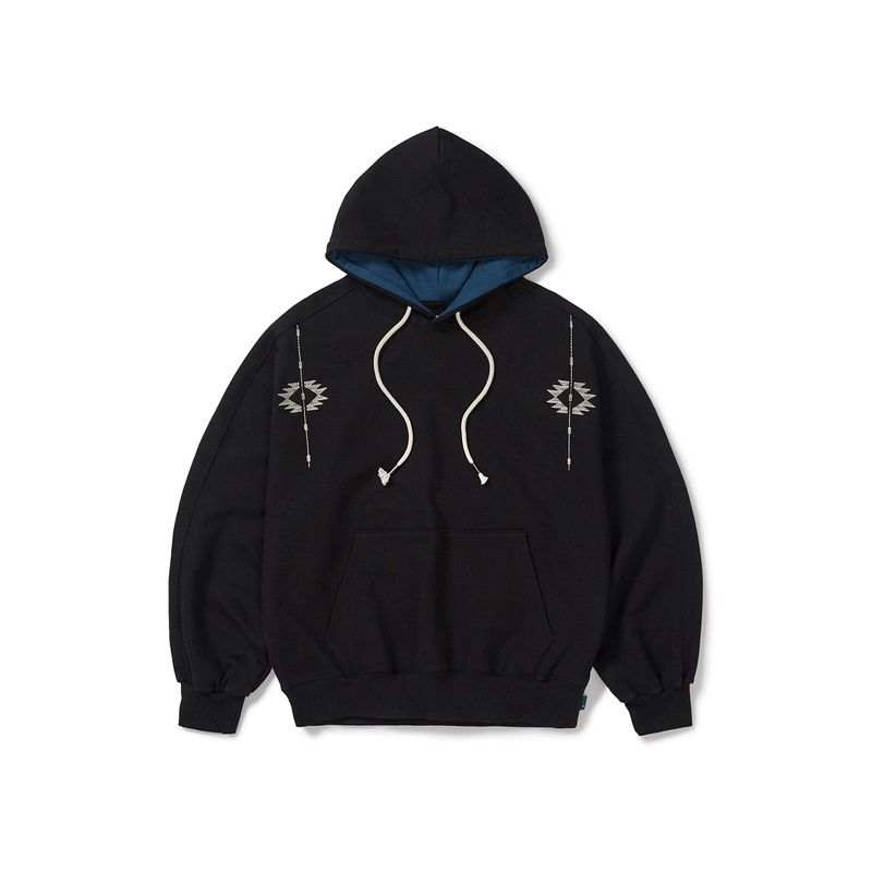 karactor(カラクター)の「Chimayo stitch hoodie / Black(Tops)」