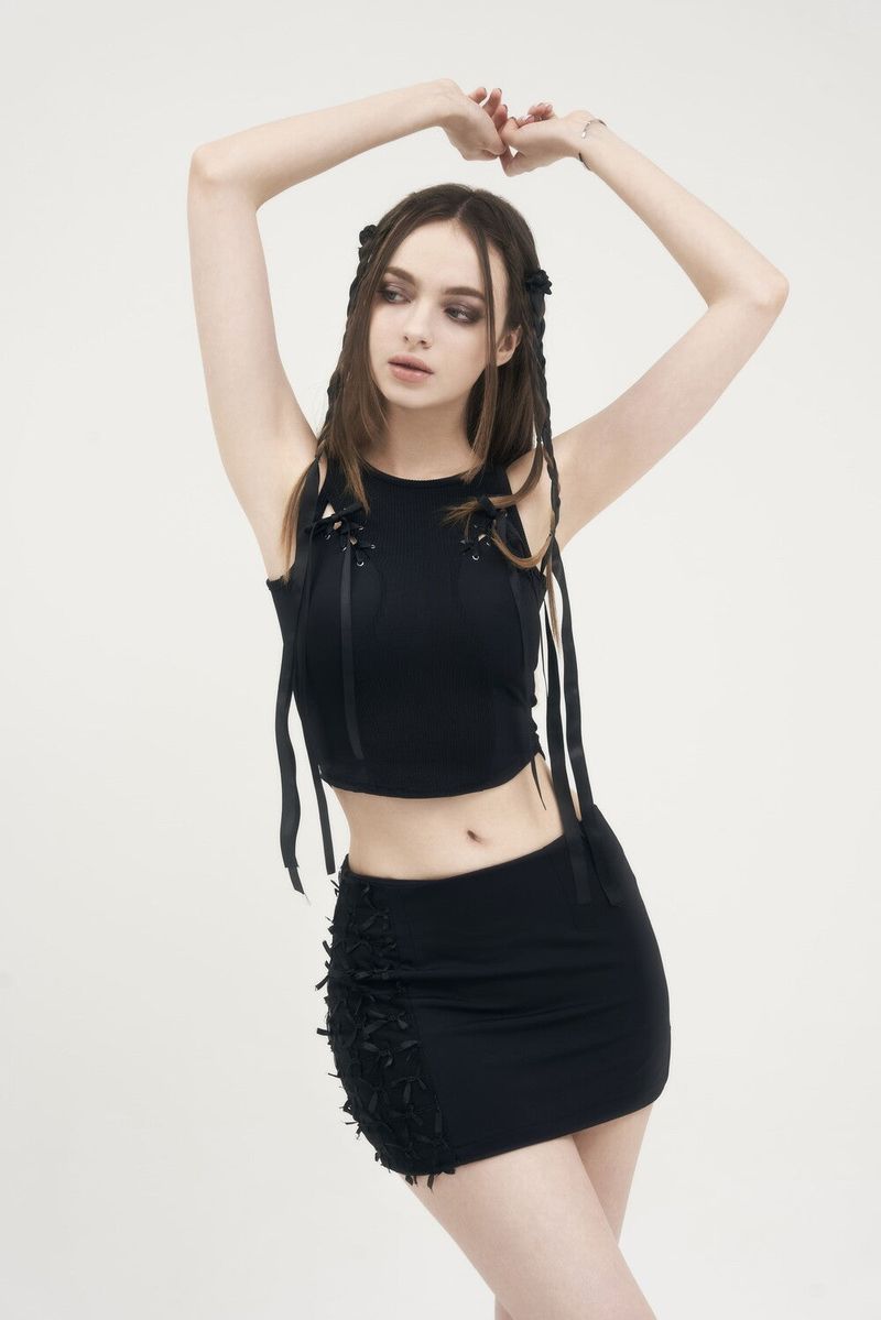  [Seow] Linked eyelet sleeveless, black