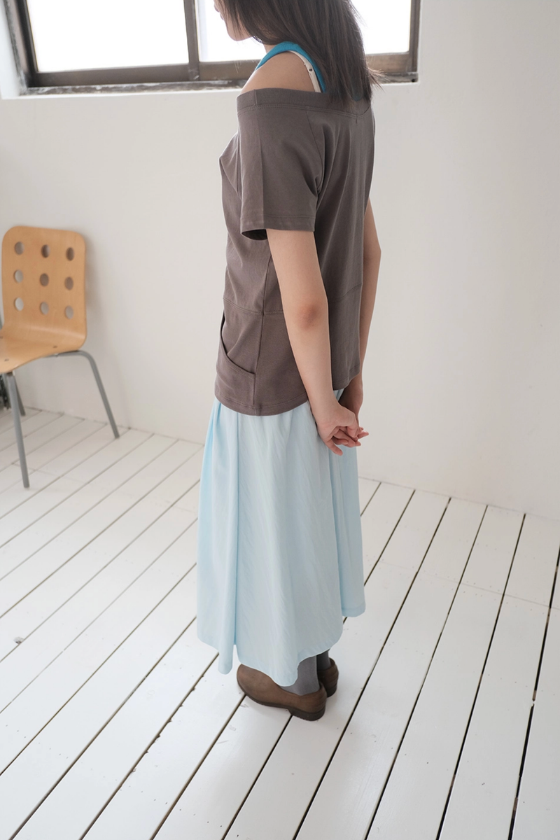 wideneck pocket T (4c)