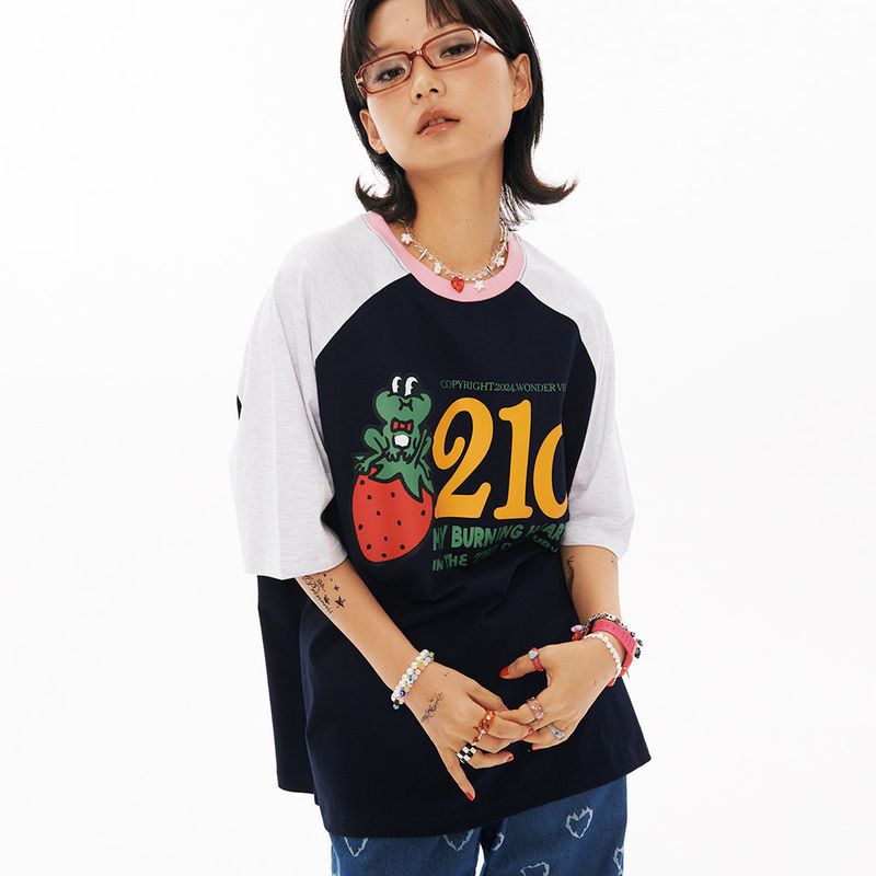 wonder visitor（ワンダービジター）の「21C FROG Overfit Raglan T-shirt [2Color]（Tops）」