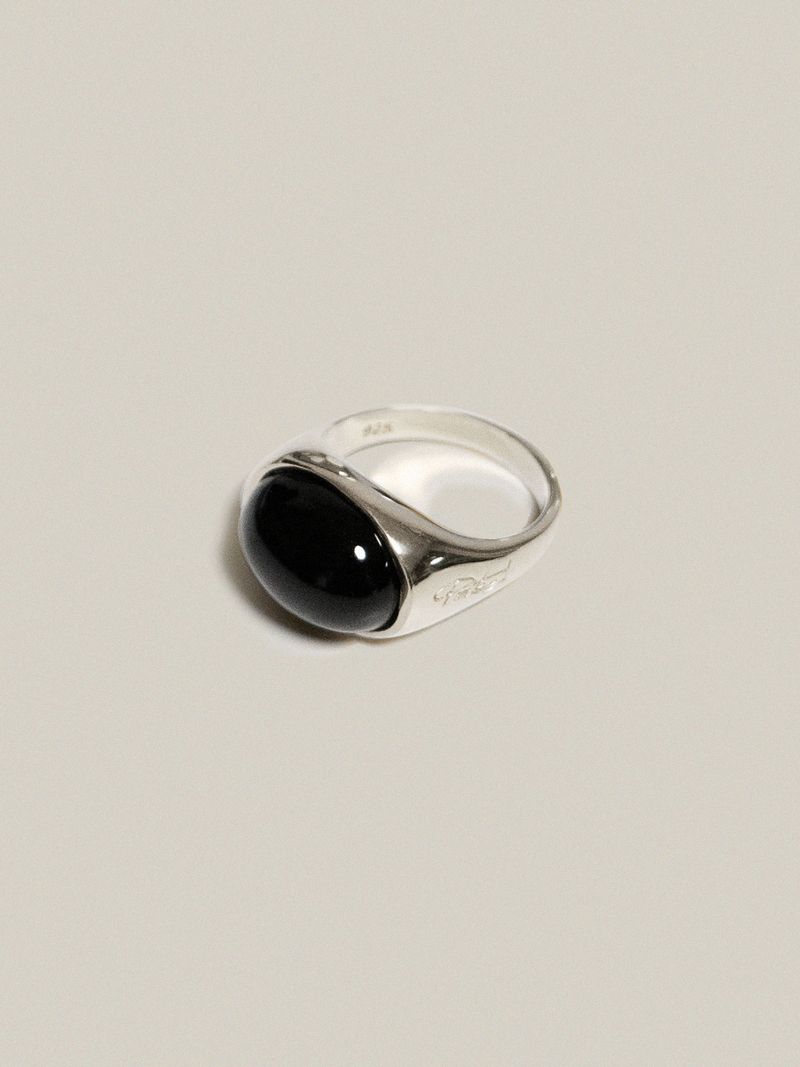 Bonbon ring Onyx
