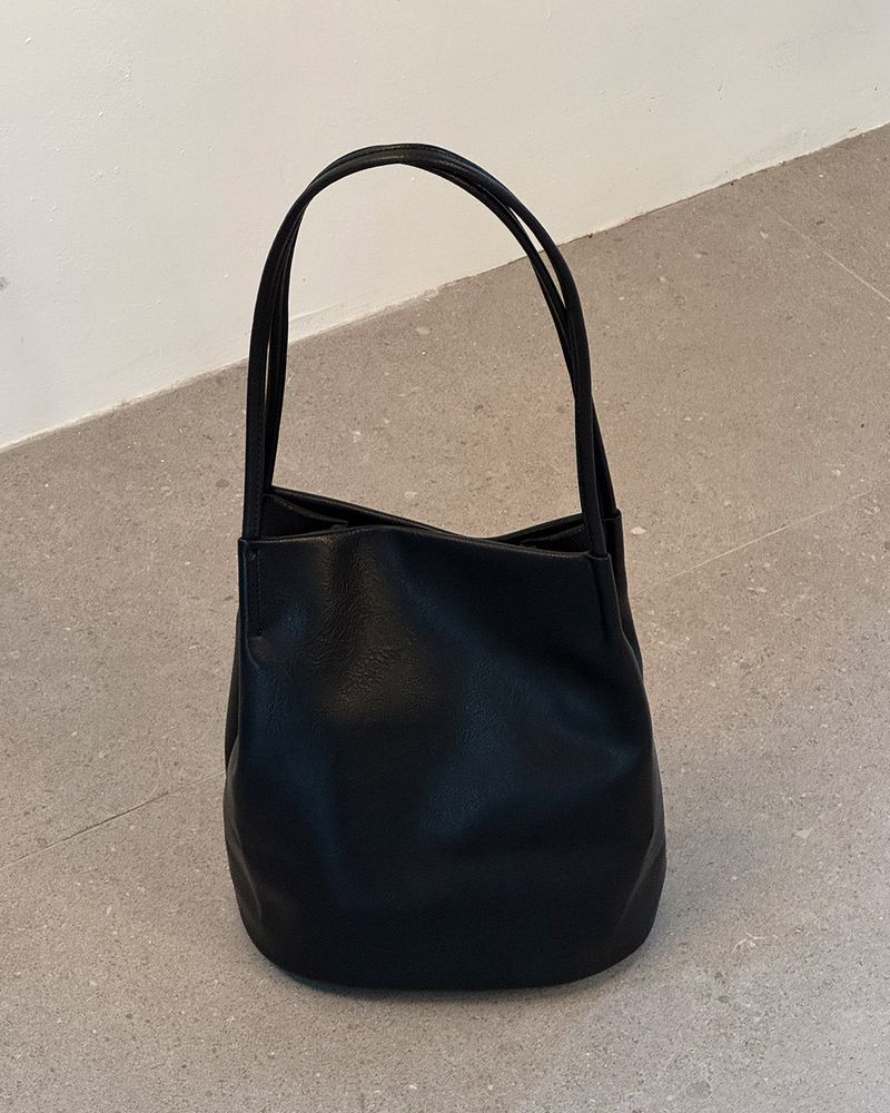 Bershon Shoulder Bag