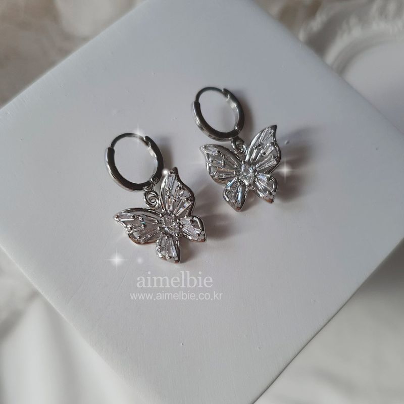 [Aespa Karina Piercing] Butterfly Fairy Huggies Piercing