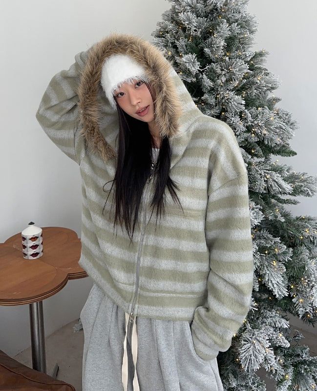 Ready Fur Crop Knit Hood Zip-Up