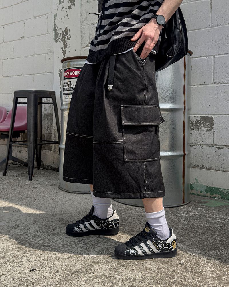 Circular Belt Stitch Cargo Bermuda