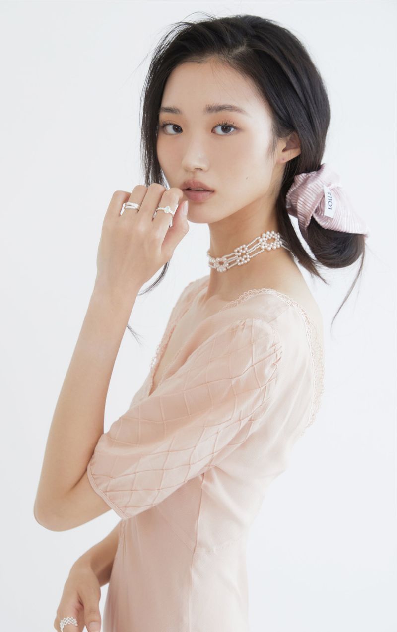 LOLLA(ローラ)の「1970' Relaxed Glam Pearl Necklace(Accessories)」