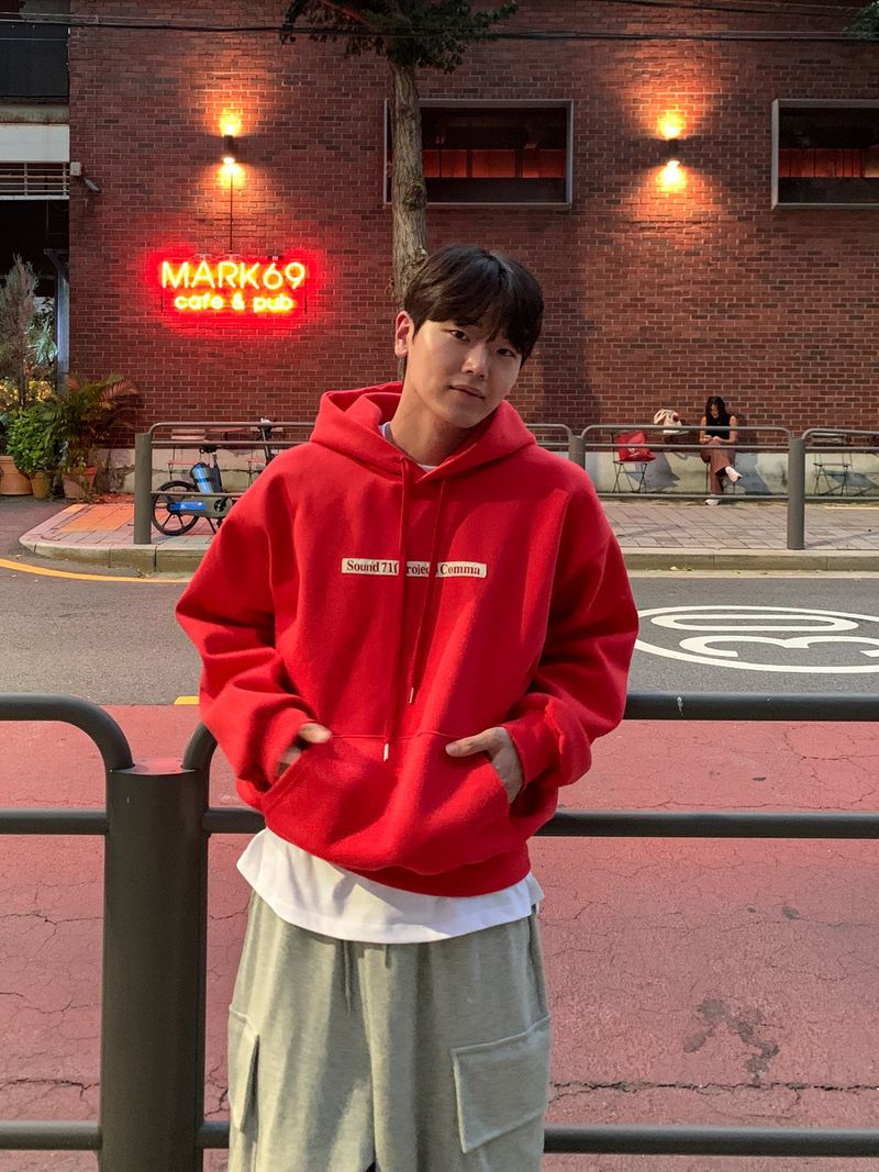 CM Render PREMIUM HOODIE