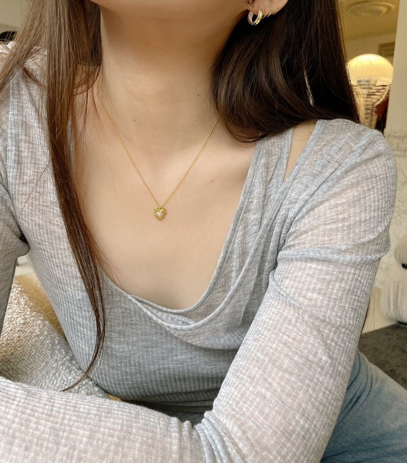 Pearl In Love Necklace