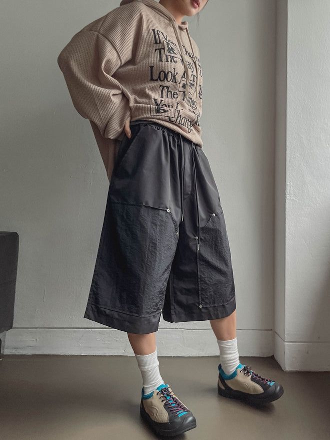 City Double Knee Rivet Bermuda Pants