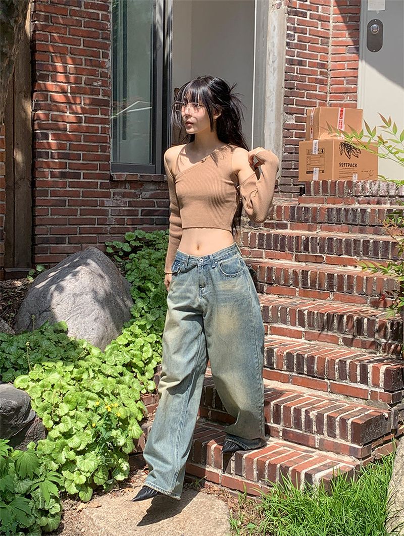 BACK POCKET WIDE JEANS