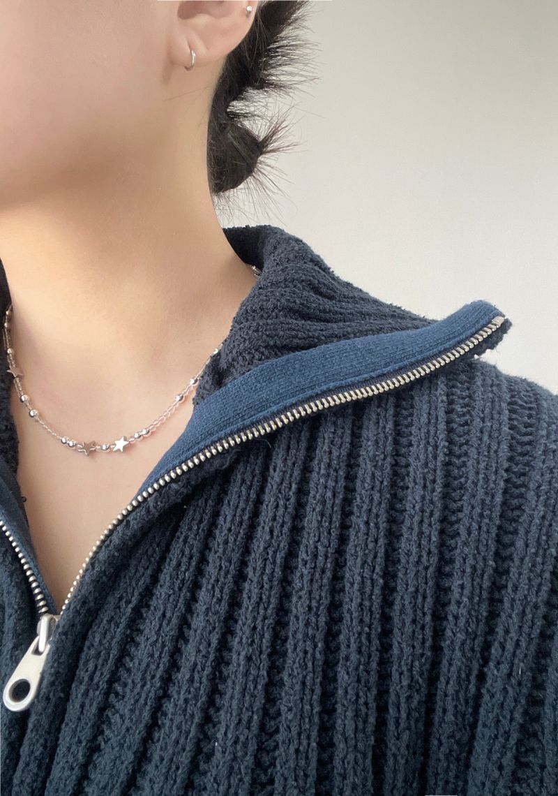 argent star necklace