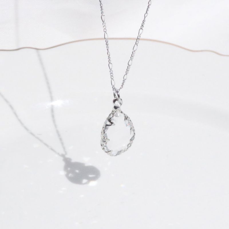 Younglong Crystal Earrings & Necklace set