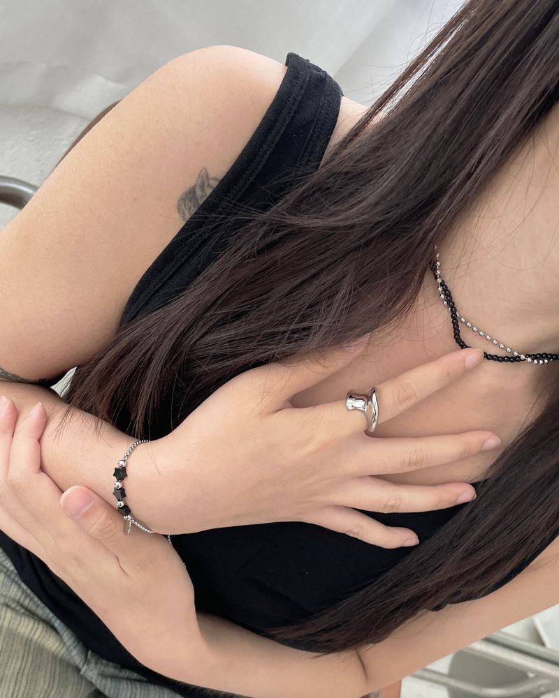 Fluid Curve Ring