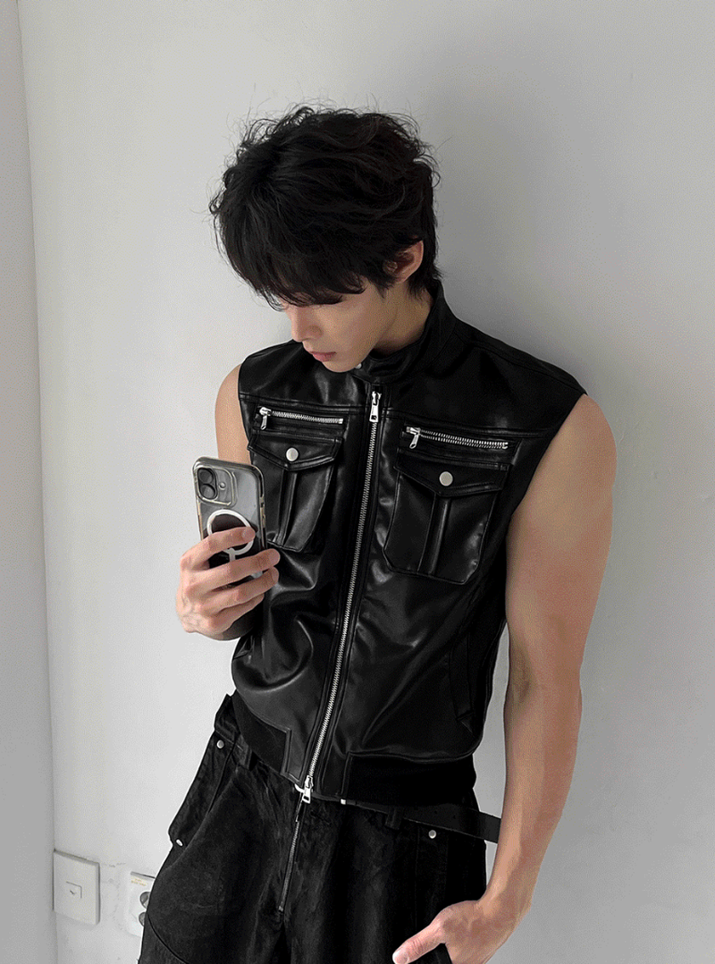 Utility Pocket Cropped Vest