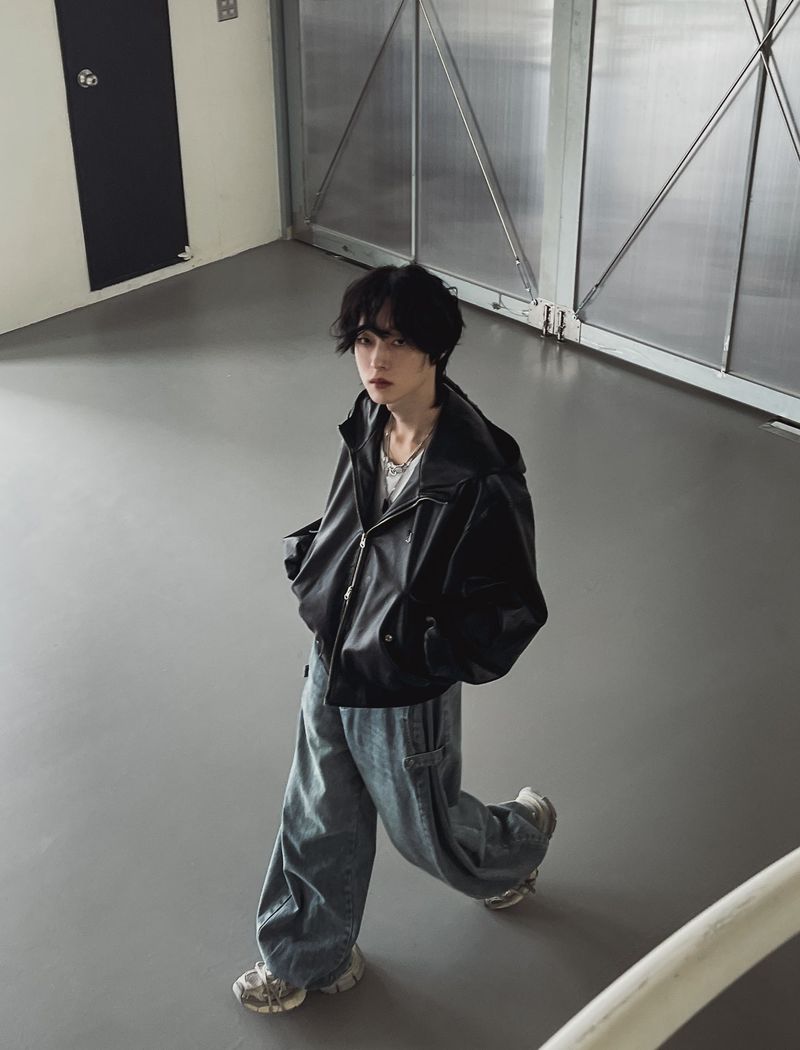 [PREMIUM/MADE] Nut leather label crop hooded jumper