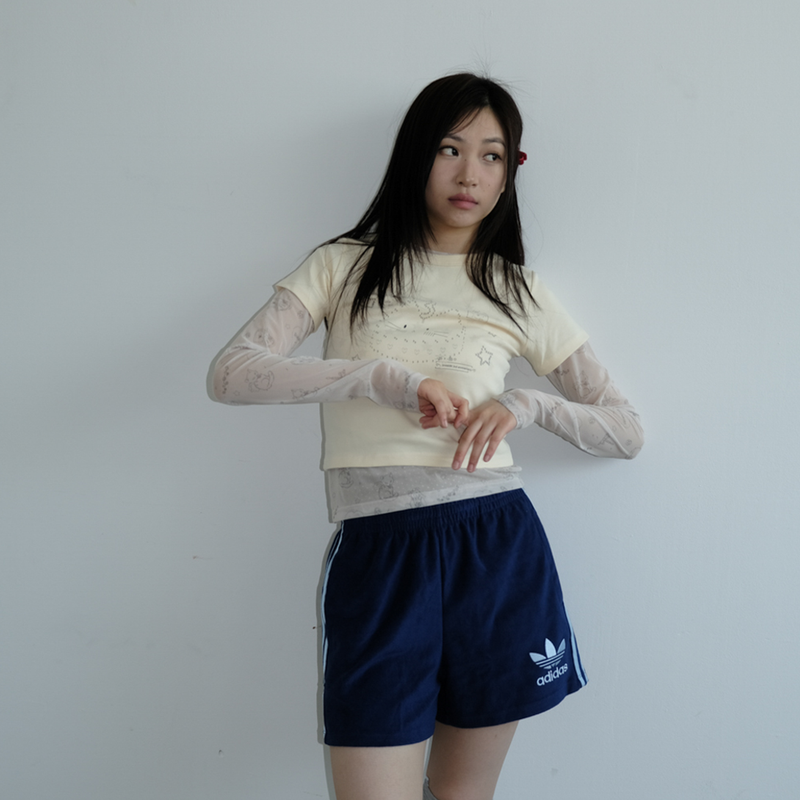 SHAKIRI（シャキリ）の「BIRTHDAY KIRI TOP _CREAM（Tops）」
