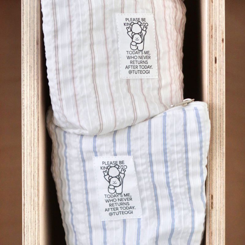 TUTEOGI Dear Pocket pouch (blue)