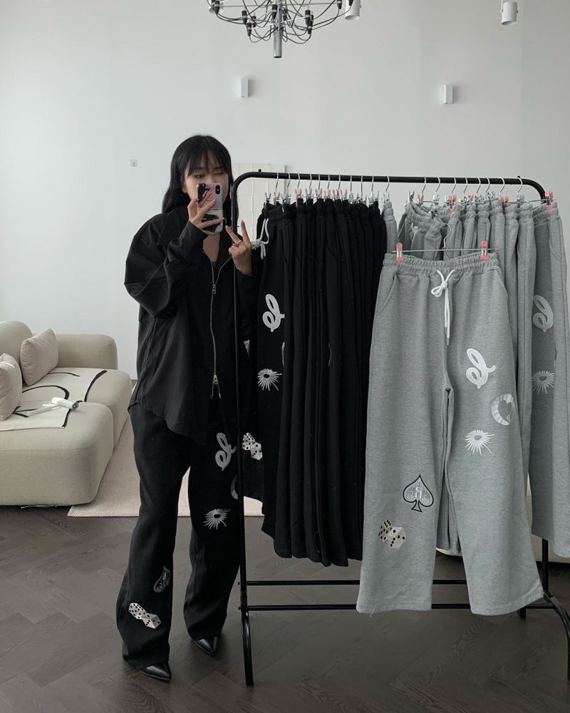 Alice in woderland sweat pants (Unisex)