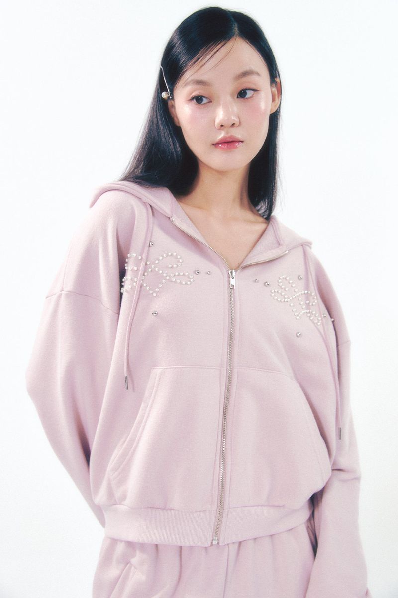 MOILLY（モイリー）の「Pearl Hoodie Zip-Up Pink（Tops）」