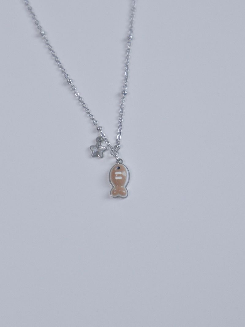 roast bungeoppang necklace