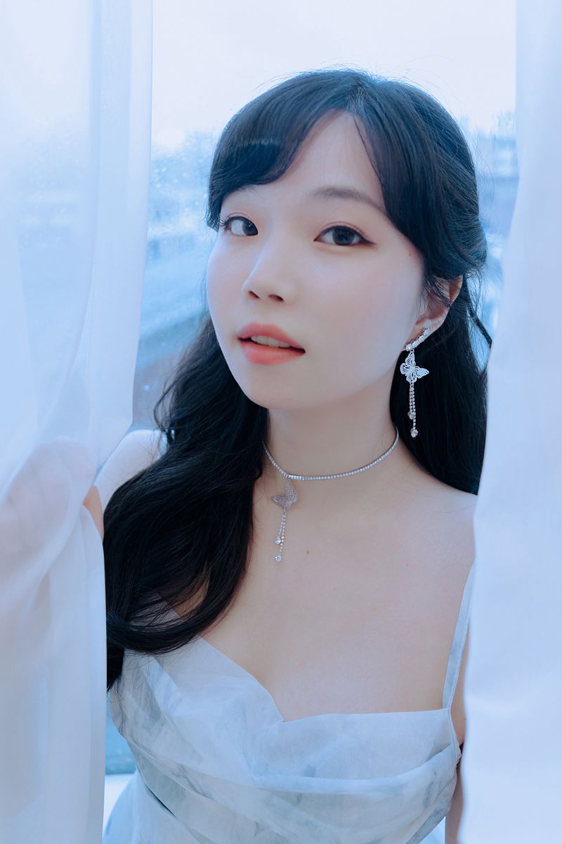  [IVE Rei, Choi Yena Earring] Butterfly Elf Queen Earring