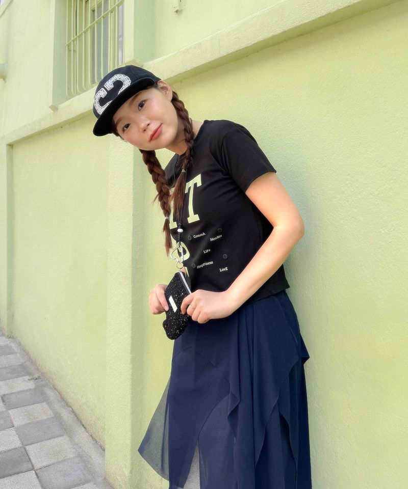 [Pouch SET] TT S2 Logo Slim Short Sleeve T-Shirt_Black