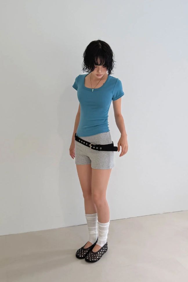 CURVED ROUND TEE