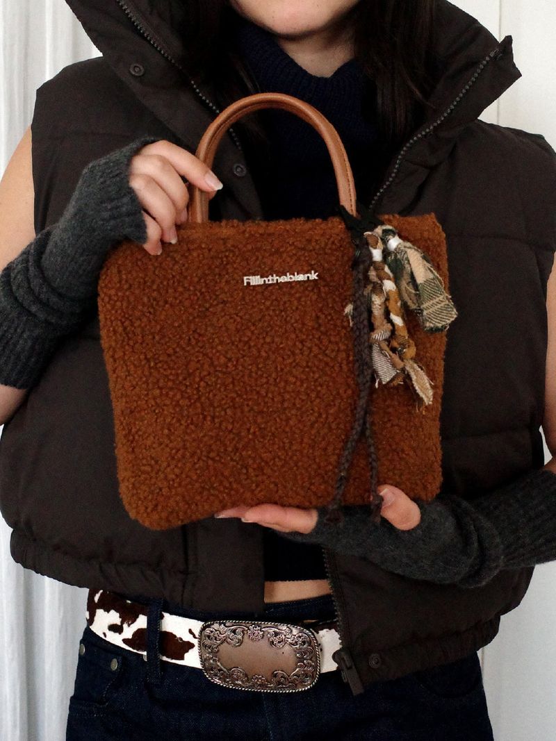 Sunday Tote Bag (furry)(brown)